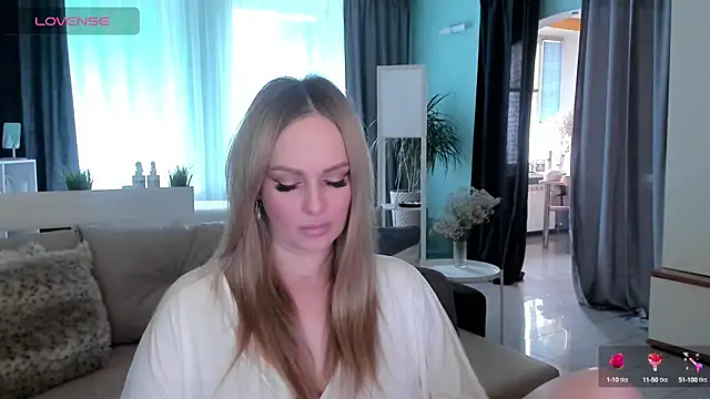 Libby Nora online show from February 28, 2025, 9:47 am