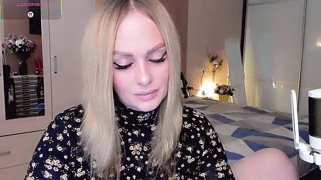 Libby Nora online show from January 15, 2026, 10:42 am