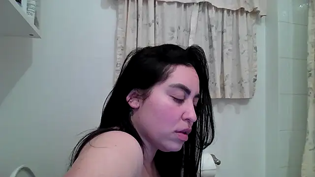 WetFlower69 online show from June 25, 2026, 1:49 am