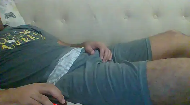 Snapshot of egyman2017 chatting on December 10, 2024, 9:00 pm egyman2017 online show from December 10, 2024, 9:00 pm