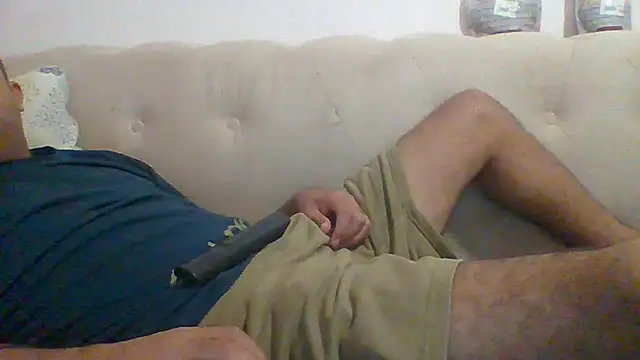 Snapshot of egyman2017 chatting on December 15, 2025, 8:13 pm egyman2017 online show from December 15, 2025, 8:13 pm