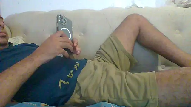 Snapshot of egyman2017 chatting on December 17, 2025, 7:20 pm egyman2017 online show from December 17, 2025, 7:20 pm