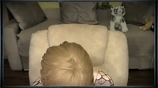 Snapshot of clementine chatting on November 12, 2025, 8:04 am clementine online show from November 12, 2025, 8:04 am