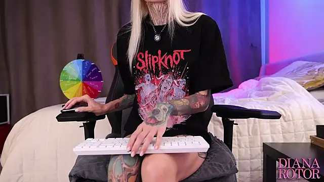 Snapshot of diana_rotor chatting on October 28, 2025, 3:10 am diana rotor online show from October 28, 2025, 3:10 am