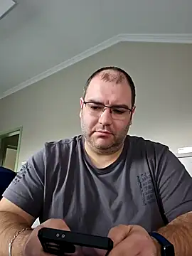 Snapshot of Andrew1900529 chatting on December 12, 2024, 1:17 pm Andrew1900529 online show from December 12, 2024, 1:17 pm