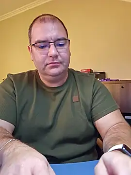 Snapshot of Andrew1900529 chatting on October 27, 2025, 7:23 am Andrew1900529 online show from October 27, 2025, 7:23 am