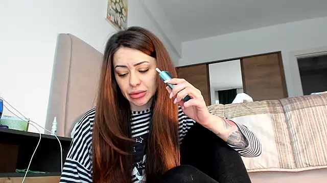 BrianaDiamondXXX online show from February 28, 2025, 9:36 am