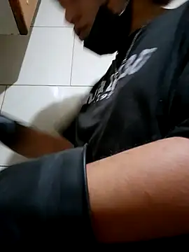 LUNAdeMARTE online show from January 16, 2026, 11:53 pm