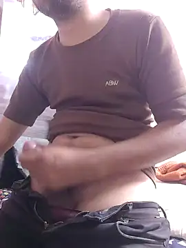 HotBoyOm online show from February 8, 2025, 5:29 am