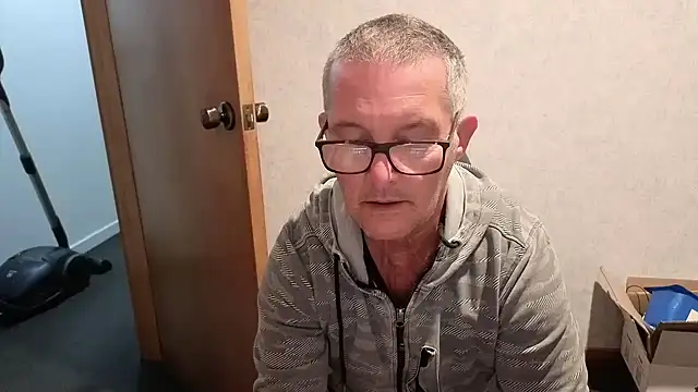 Snapshot of bigballnz chatting on December 18, 2025, 9:15 am bigballnz online show from December 18, 2025, 9:15 am