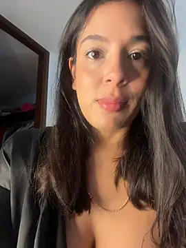 Snapshot of kamivolkano chatting on November 16, 2025, 6:13 pm kamivolkano online show from November 16, 2025, 6:13 pm