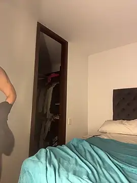 Snapshot of kamivolkano chatting on November 30, 2025, 12:03 am kamivolkano online show from November 30, 2025, 12:03 am