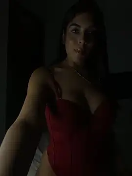 Snapshot of kamivolkano chatting on December 4, 2025, 10:40 pm kamivolkano online show from December 4, 2025, 10:40 pm