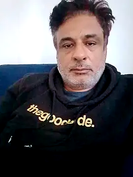 Snapshot of desipapaxxx chatting on January 16, 2026, 5:00 am desipapaxxx online show from January 16, 2026, 5:00 am