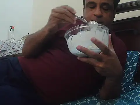 Snapshot of desipapaxxx chatting on February 28, 2026, 5:47 pm desipapaxxx online show from February 28, 2026, 5:47 pm