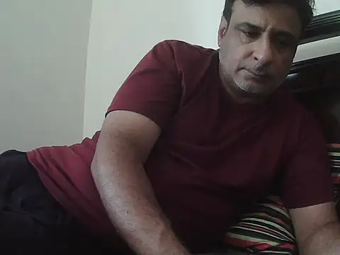 Snapshot of desipapaxxx chatting on March 28, 2026, 7:41 am desipapaxxx online show from March 28, 2026, 7:41 am