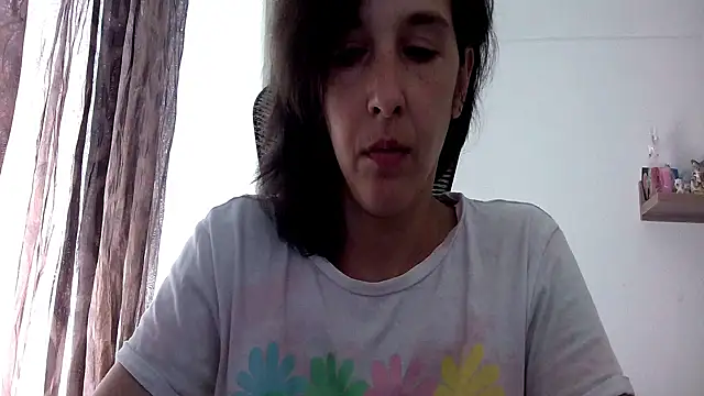 Snapshot of SexxyLety chatting on May 28, 2026, 9:39 am SexxyLety online show from May 28, 2026, 9:39 am