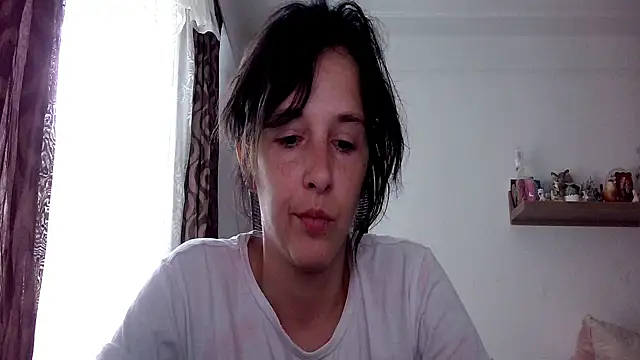 Snapshot of SexxyLety chatting on May 29, 2026, 10:46 am SexxyLety online show from May 29, 2026, 10:46 am