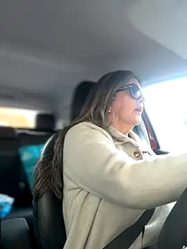 emma tour online show from November 13, 2025, 4:39 pm