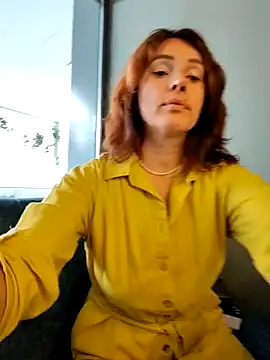 EvaXOAir online show from September 18, 2025, 8:49 am