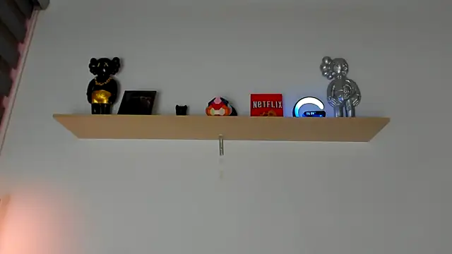 camilo restrepo21 online show from February 9, 2025, 11:04 am