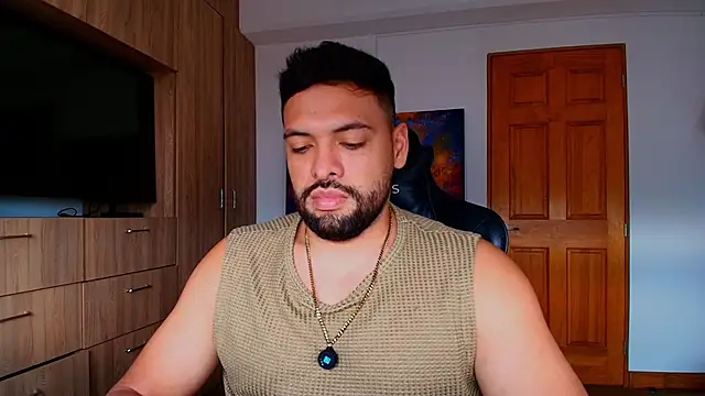 Snapshot of jerome_vcv chatting on December 15, 2025, 6:34 pm jerome vcv online show from December 15, 2025, 6:34 pm