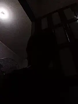 SUPERYISI online show from October 5, 2025, 3:54 pm