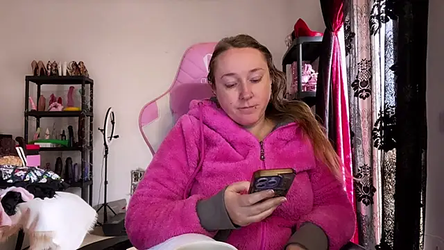 kisicaxx online show from January 15, 2026, 8:30 am