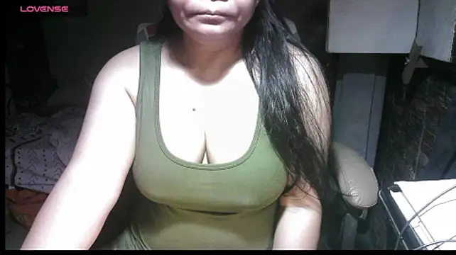 Hotpinay43 online show from September 18, 2025, 12:01 am