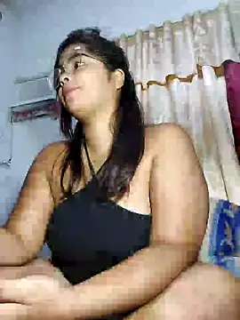 Snapshot of missmelissa_ chatting on December 17, 2024, 10:55 am missmelissa online show from December 17, 2024, 10:55 am