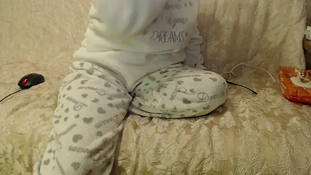 larawet online show from November 29, 2025, 7:17 pm