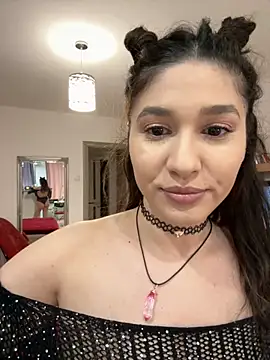 Snapshot of IrisBlues chatting on October 25, 2025, 4:24 pm IrisBlues online show from October 25, 2025, 4:24 pm