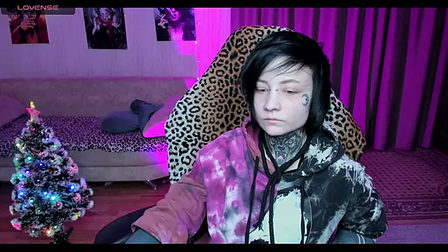 Snapshot of acid_trip1l chatting on December 11, 2024, 7:14 pm acid trip1l online show from December 11, 2024, 7:14 pm