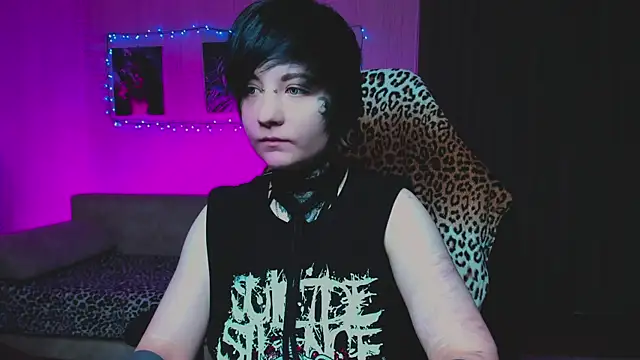 Snapshot of acid_trip1l chatting on September 18, 2025, 8:44 pm acid trip1l online show from September 18, 2025, 8:44 pm