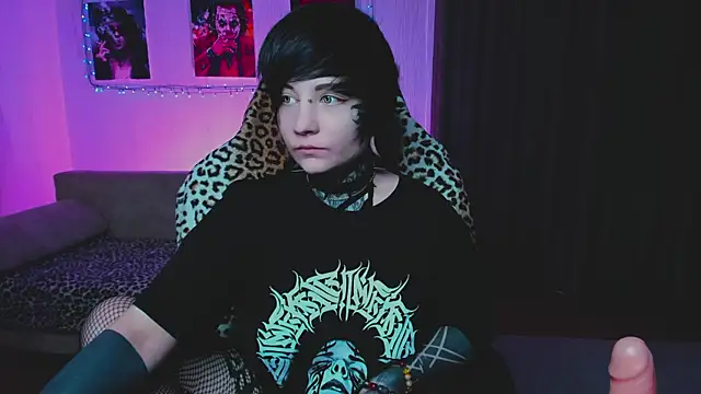 Snapshot of acid_trip1l chatting on September 20, 2025, 8:32 pm acid trip1l online show from September 20, 2025, 8:32 pm