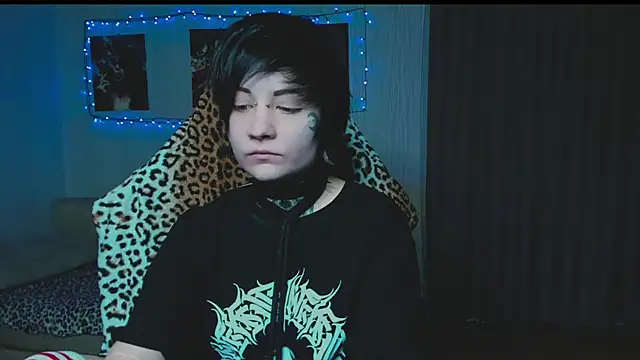 Snapshot of acid_trip1l chatting on September 29, 2025, 9:41 pm acid trip1l online show from September 29, 2025, 9:41 pm