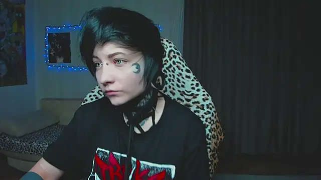 Snapshot of acid_trip1l chatting on October 12, 2025, 8:19 pm acid trip1l online show from October 12, 2025, 8:19 pm