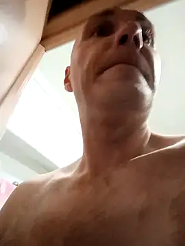 Snapshot of Sam_Colt chatting on December 15, 2025, 7:34 am Sam Colt online show from December 15, 2025, 7:34 am