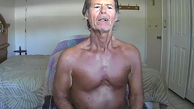 Snapshot of nakeedcowboi65 chatting on April 18, 2026, 6:45 pm nakeedcowboi65 online show from April 18, 2026, 6:45 pm