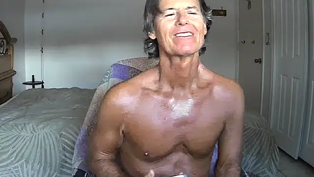 Snapshot of nakeedcowboi65 chatting on April 27, 2026, 10:08 pm nakeedcowboi65 online show from April 27, 2026, 10:08 pm