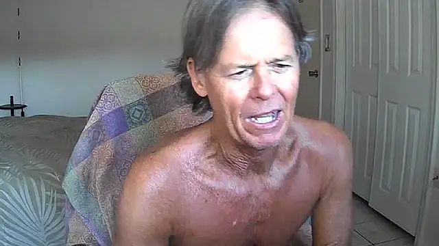 Snapshot of nakeedcowboi65 chatting on May 16, 2026, 1:13 am nakeedcowboi65 online show from May 16, 2026, 1:13 am