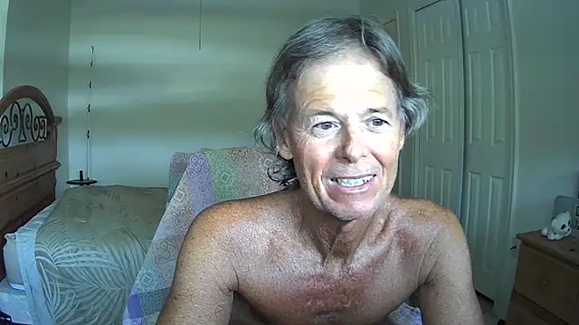 Snapshot of nakeedcowboi65 chatting on June 27, 2026, 6:35 pm nakeedcowboi65 online show from June 27, 2026, 6:35 pm