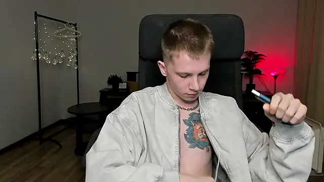 Snapshot of arlekincrop chatting on March 20, 2025, 10:07 pm arlekincrop online show from March 20, 2025, 10:07 pm