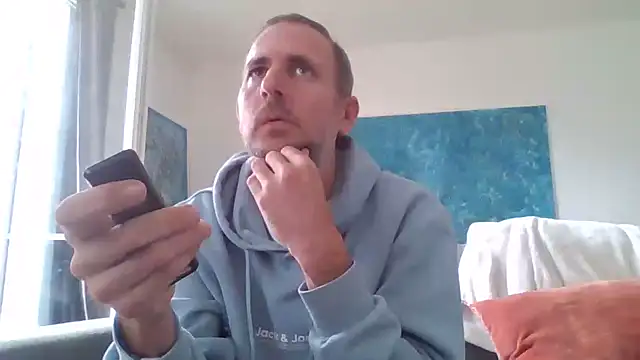 verylargecock online show from September 17, 2025, 9:55 am