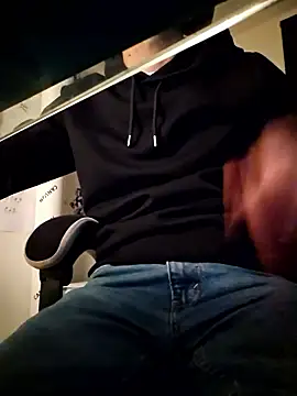 verylargecock online show from January 16, 2026, 1:59 pm