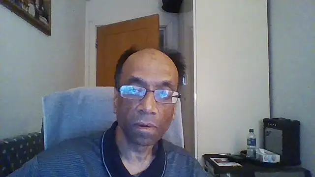 rauncher1 online show from October 2, 2025, 8:32 am