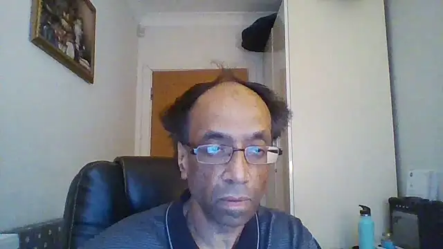 rauncher1 online show from December 19, 2025, 10:11 am