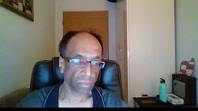 rauncher1 online show from February 7, 2026, 12:58 am