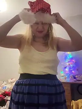 Susanel online show from December 31, 2024, 3:42 pm