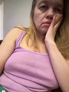 Susanel online show from January 10, 2025, 10:15 pm